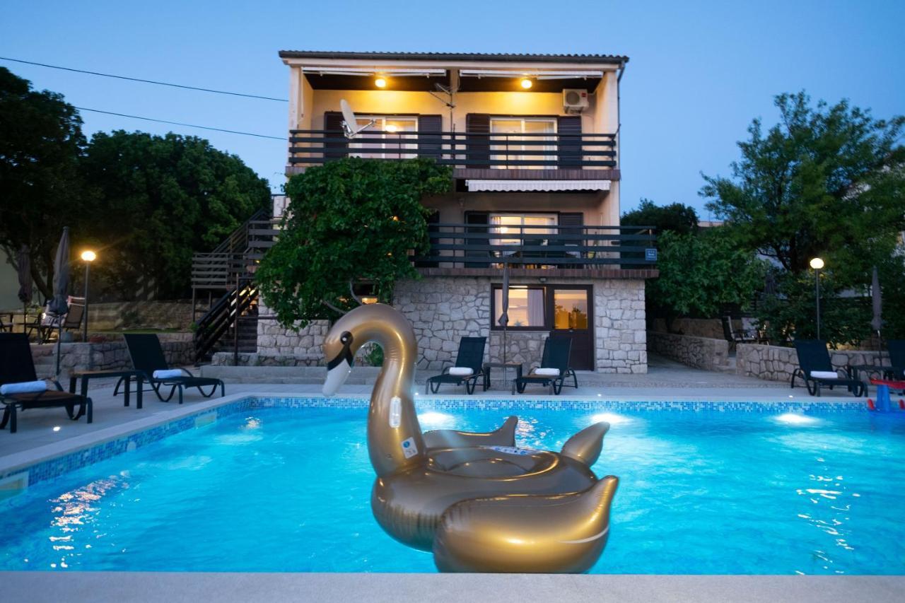 Apartments Mila Klenovica Bagian luar foto