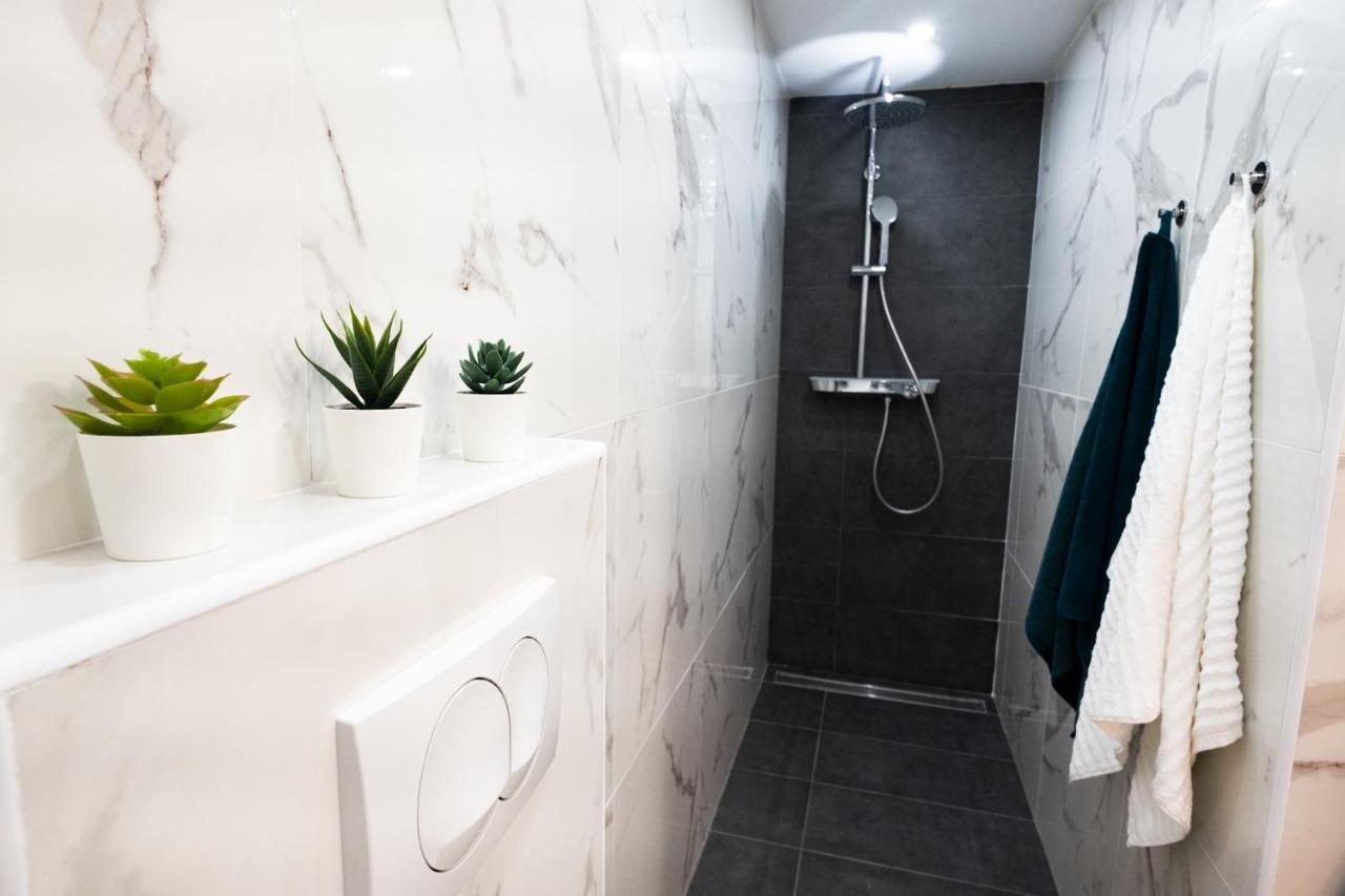 Apartments Mila Klenovica Bagian luar foto
