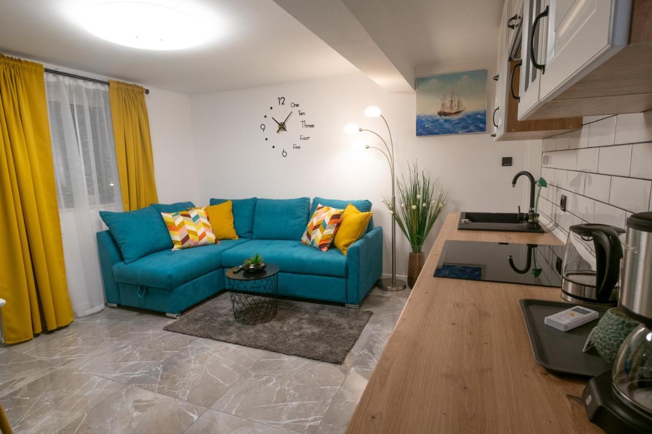 Apartments Mila Klenovica Bagian luar foto