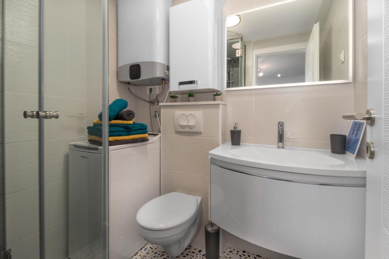 Apartments Mila Klenovica Bagian luar foto