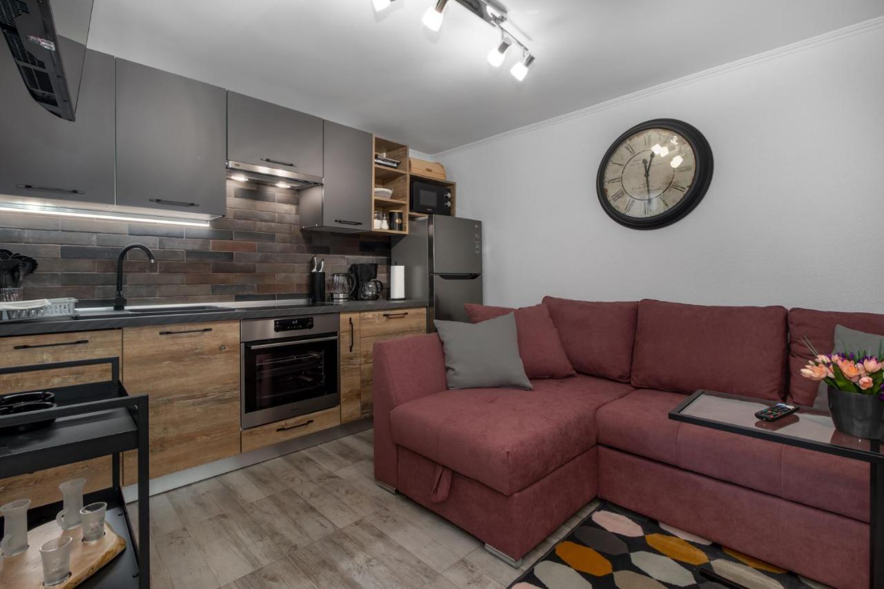 Apartments Mila Klenovica Bagian luar foto